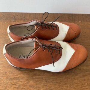 Vintage 1990s FootJoy Brown and White Golf Shoes